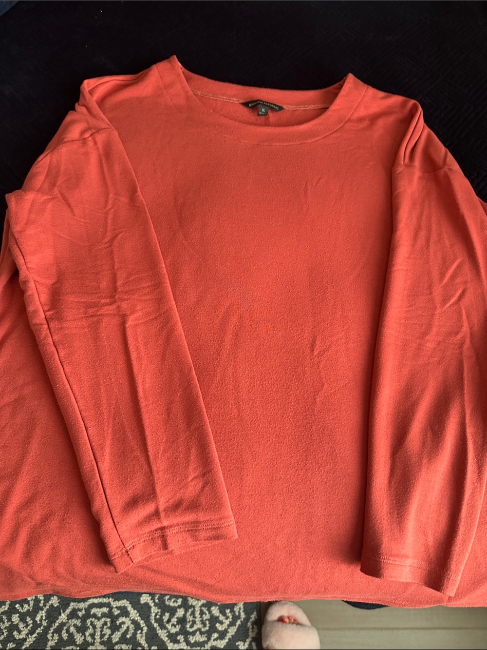 Banana Republic Men's Crewneck Sweater - Coral Orange